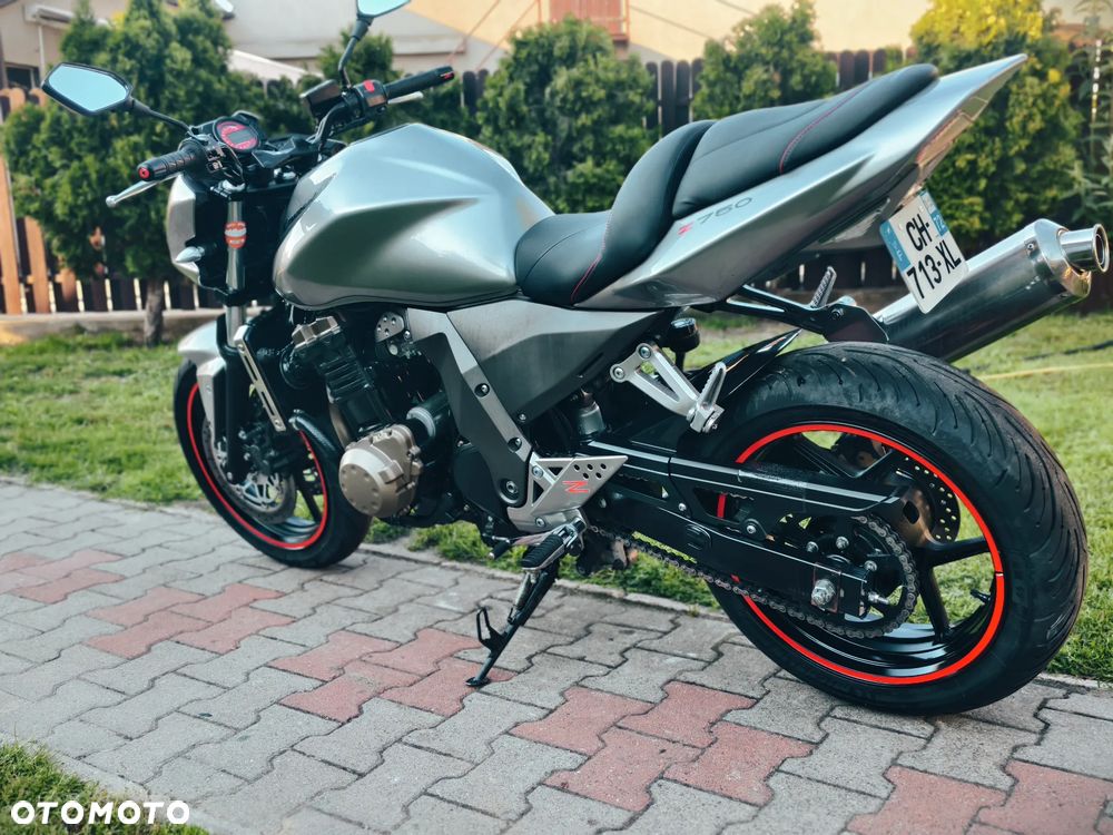 Kawasaki Z - 19