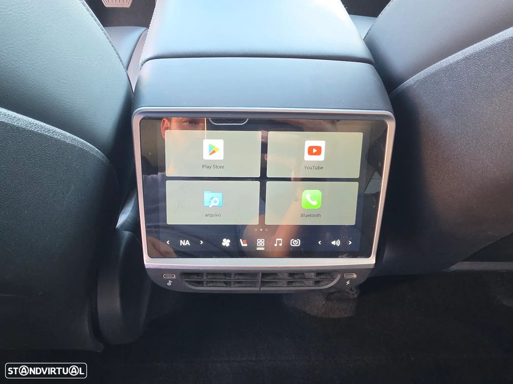 Tesla Model Y Long Range Dual Motor AWD - 30