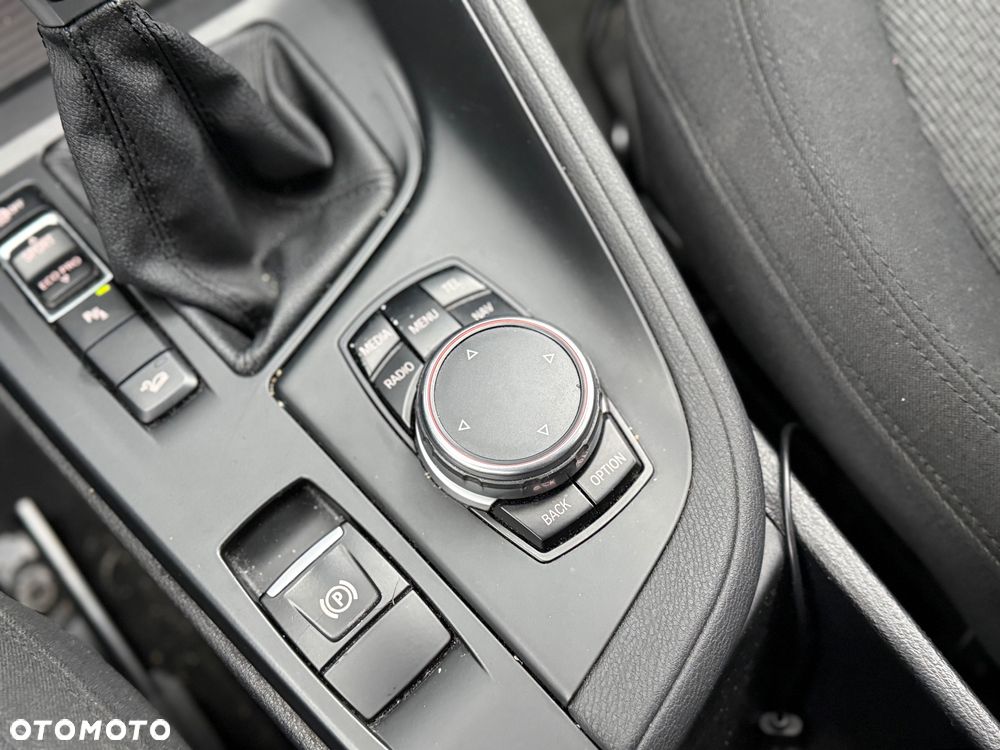 BMW X1 xDrive20d - 38