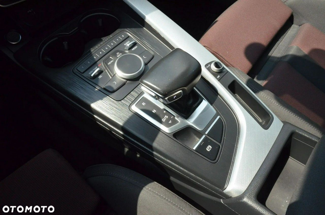 Audi A4 2.0 TDI Quattro Sport S tronic - 15