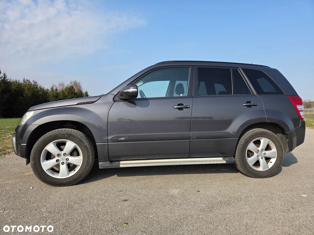 Suzuki Grand Vitara - 2