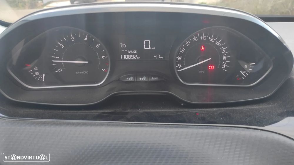 Peugeot 208 1.2 PureTech Style - 11