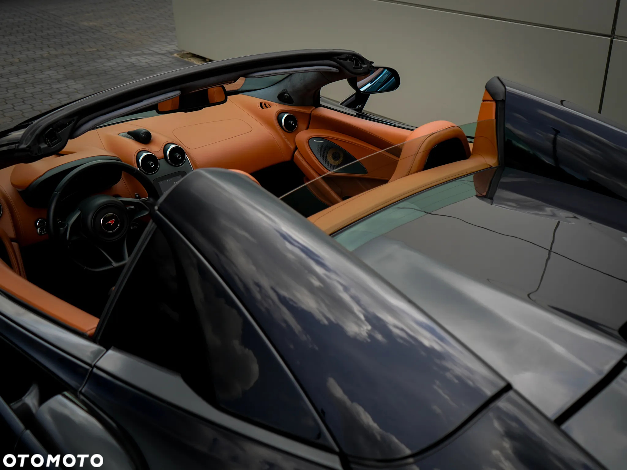 McLaren 570S Spider - 36