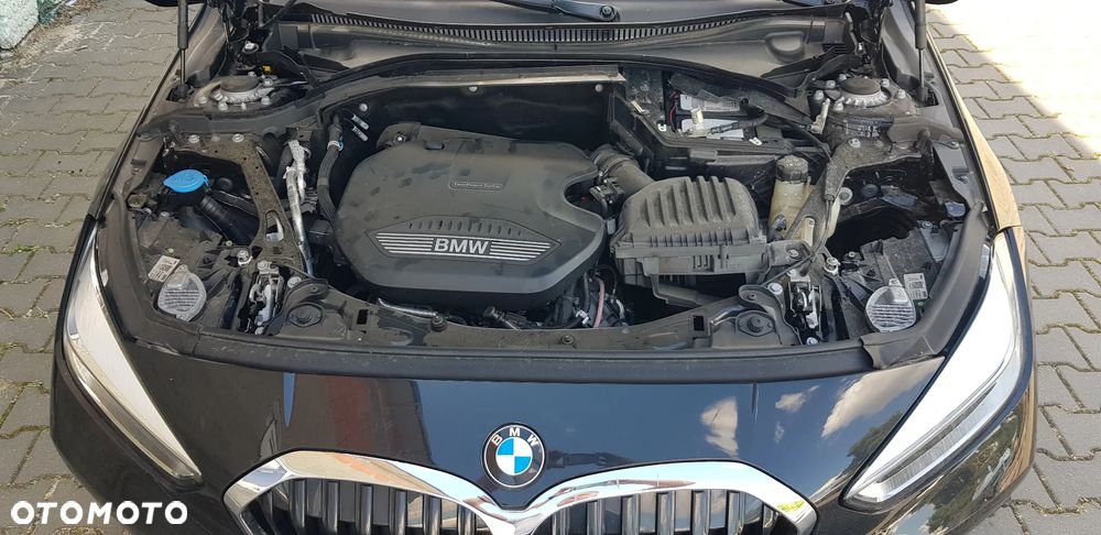 BMW Seria 1 116d Sport Line Shadow - 32