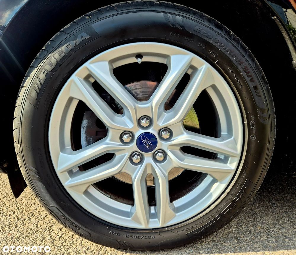 Ford S-Max 2.0 TDCi 4WD Titanium PowerShift - 32