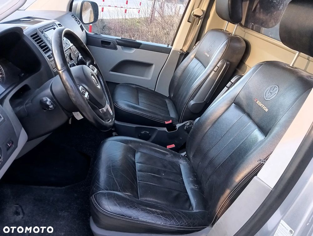 Volkswagen Transporter - 14