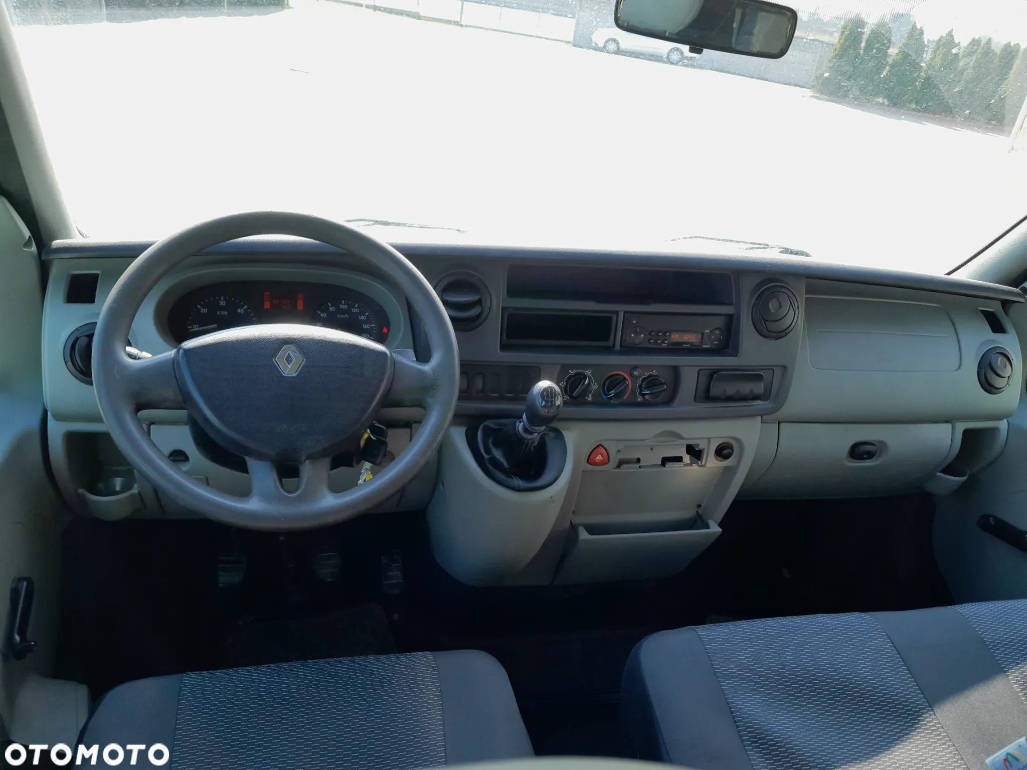 Renault MASTER DOKA - 11