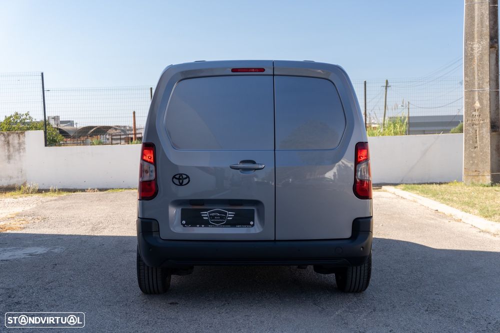 Toyota ProAce City 1.5 D-4D L1 - 12