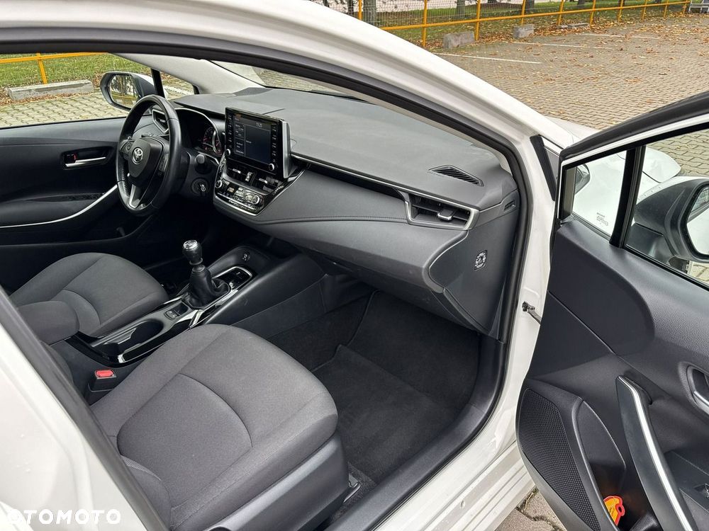 Toyota Corolla 1.5 Comfort - 16