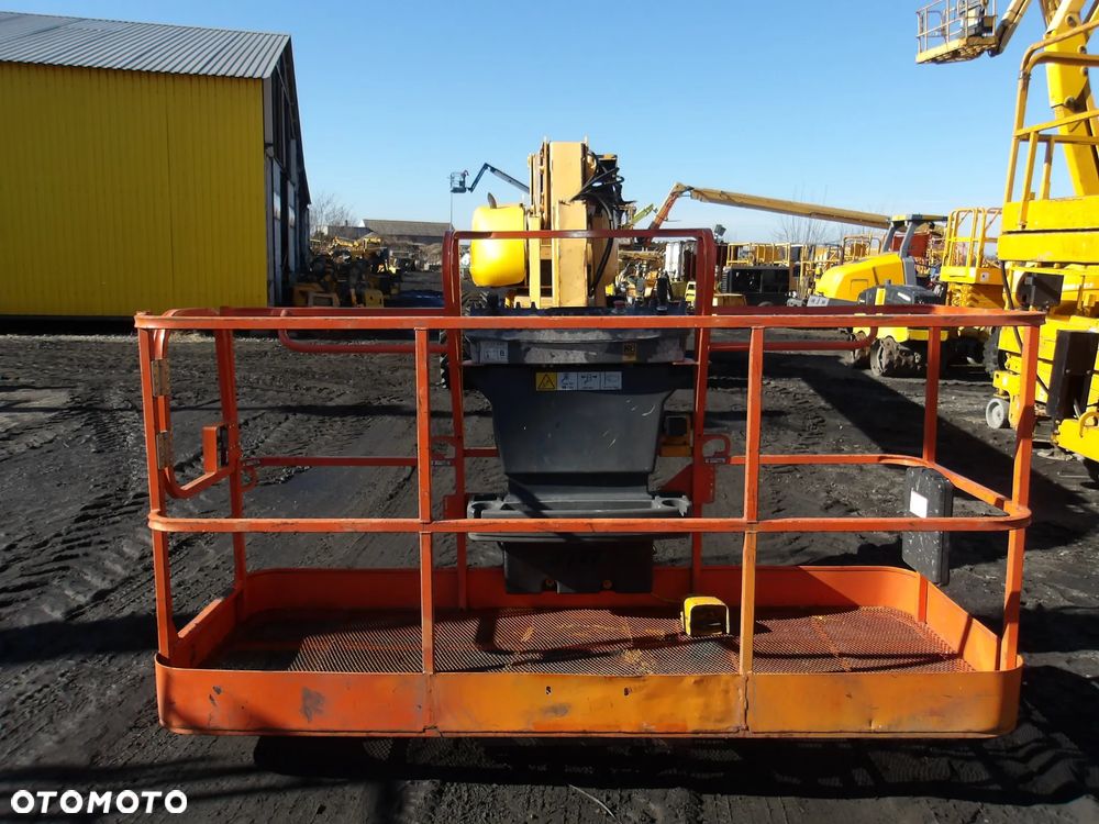 JLG 860SJ - 10