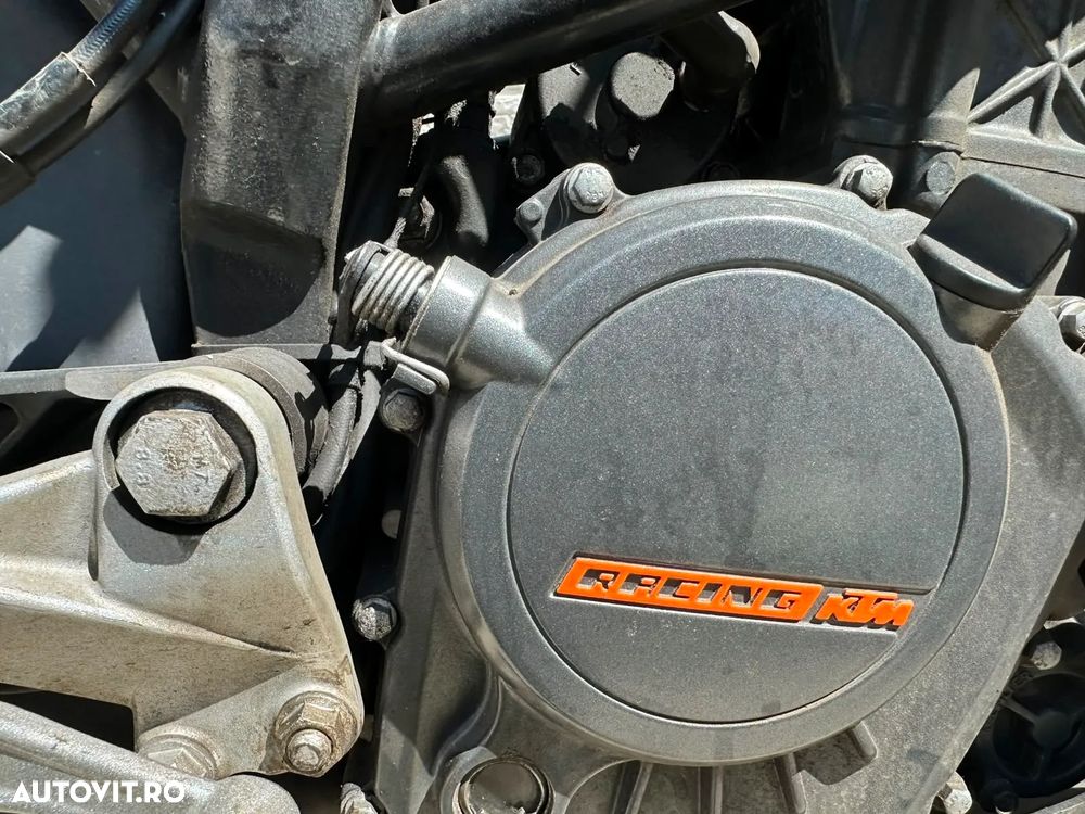 KTM 200 Duke - 3