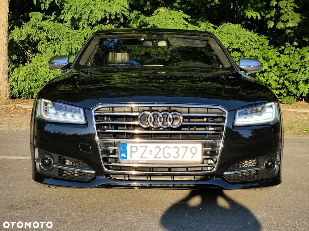Audi S8 - 37