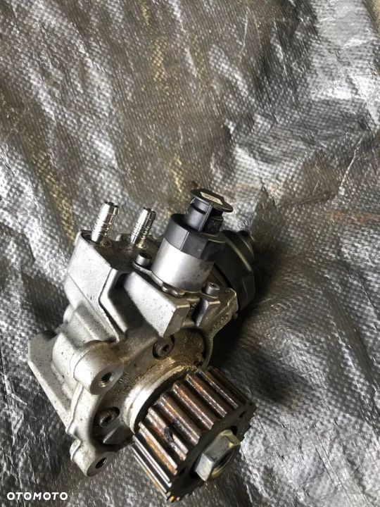 VW POMPA WTRYSKOWA TDI 1.6 2.0 04l130755d stan bdb - 1