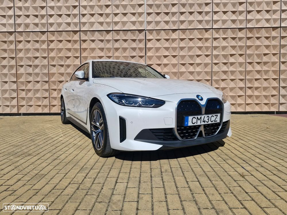 BMW i4 - 5