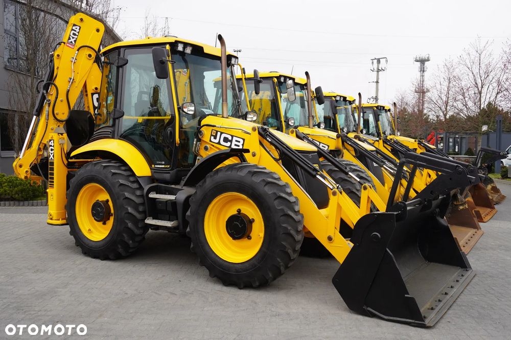 JCB 4CX PRO / Joysticki / r. 2023 / 4 sztuki - 2