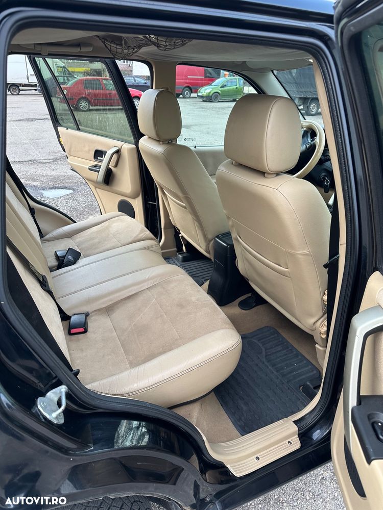 Land Rover Freelander 2.0 Td4 - 9
