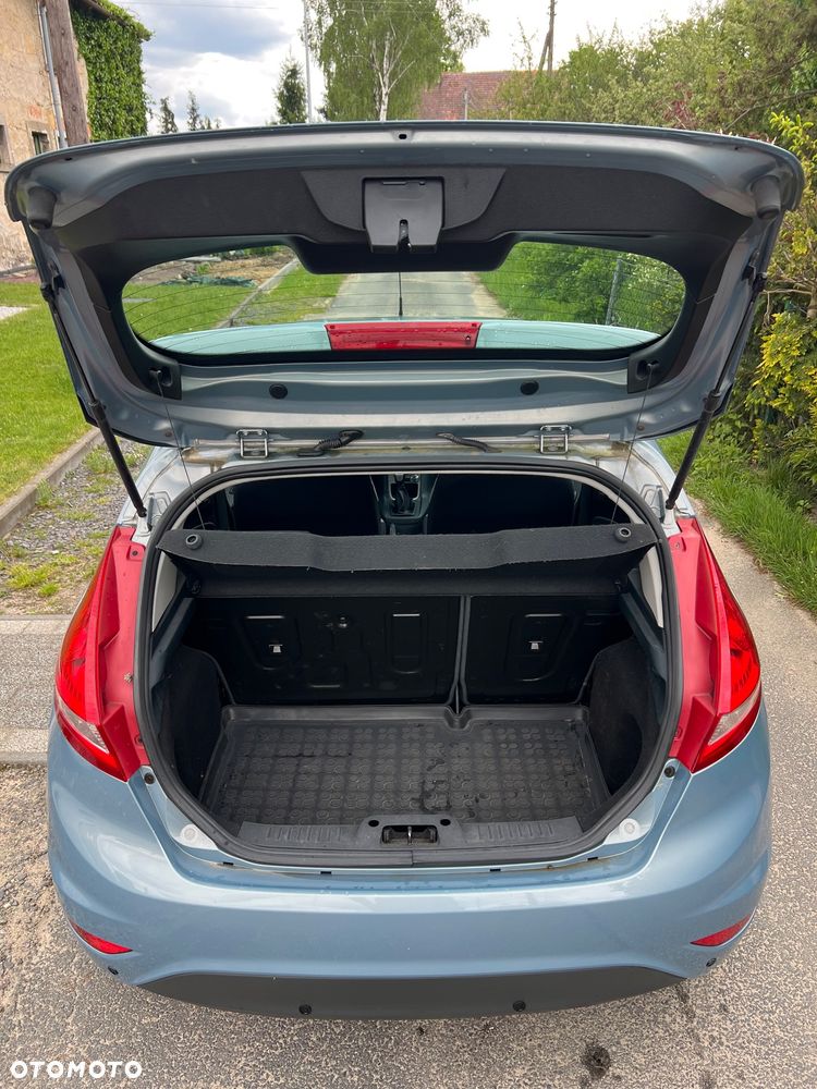 Ford Fiesta 1.25 Champions Edition - 19