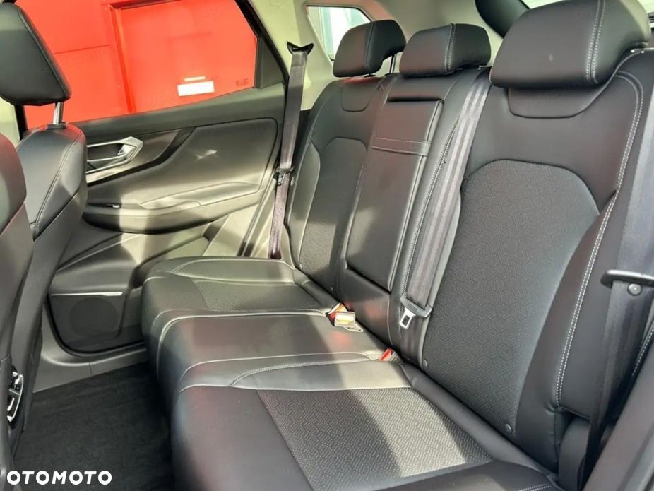 BAIC 7 1.5T Luxury DCT - 9