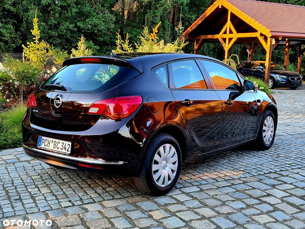 Opel Astra 1.6 Cosmo - 33