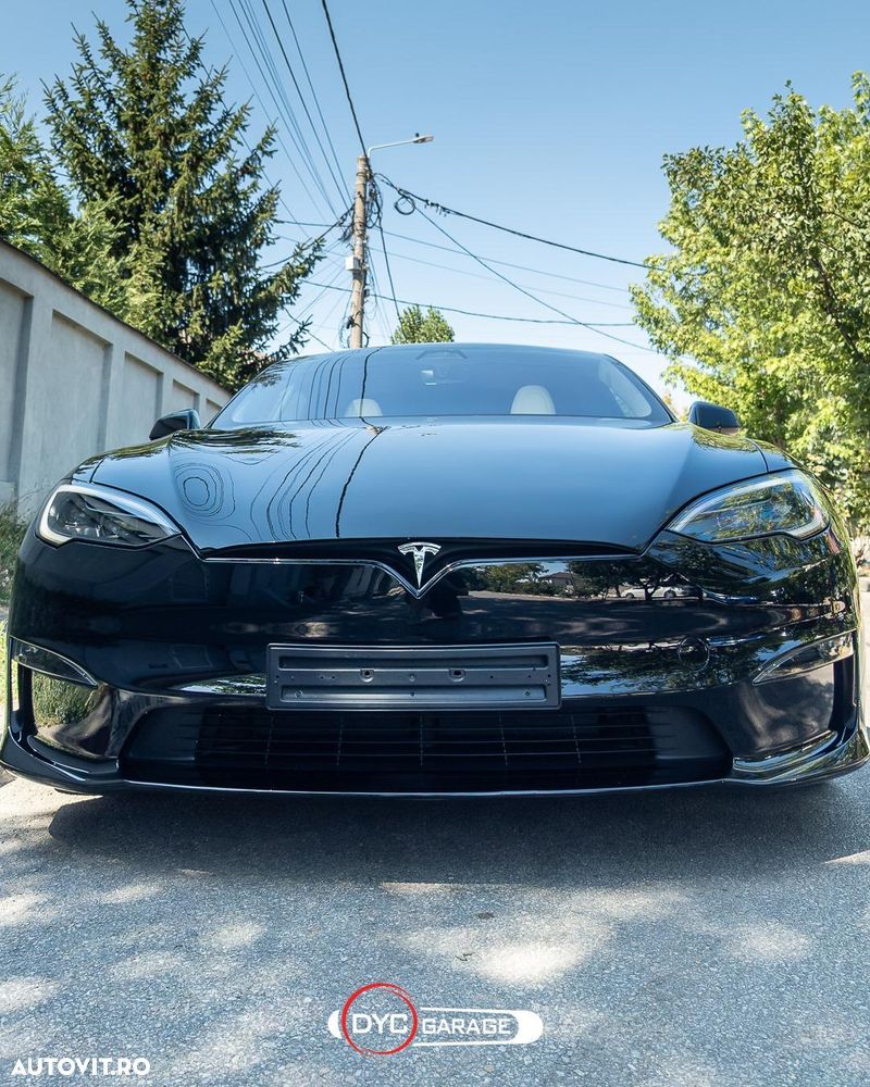 Tesla Model S Plaid - 4