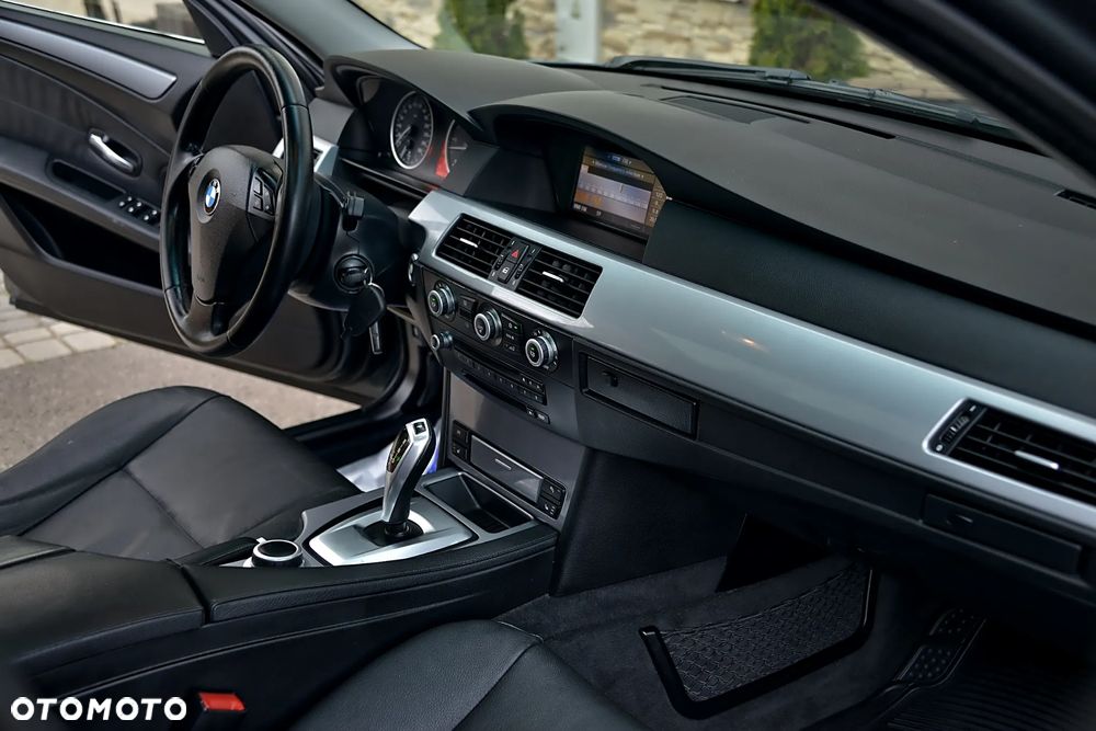 BMW Seria 5 530d Edition Exclusive - 34