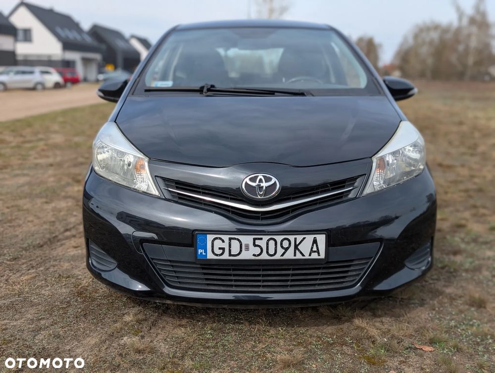 Toyota Yaris 1.0 Terra - 11