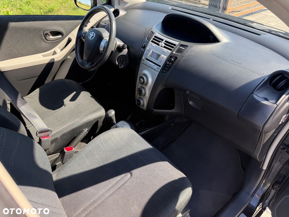 Toyota Yaris 1.3 Automatik Sol - 13