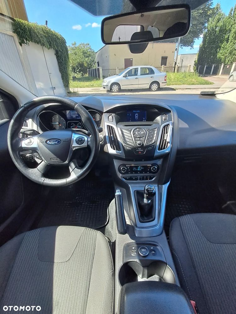 Ford Focus 1.6 TDCi DPF Start-Stopp-System SYNC Edition - 5