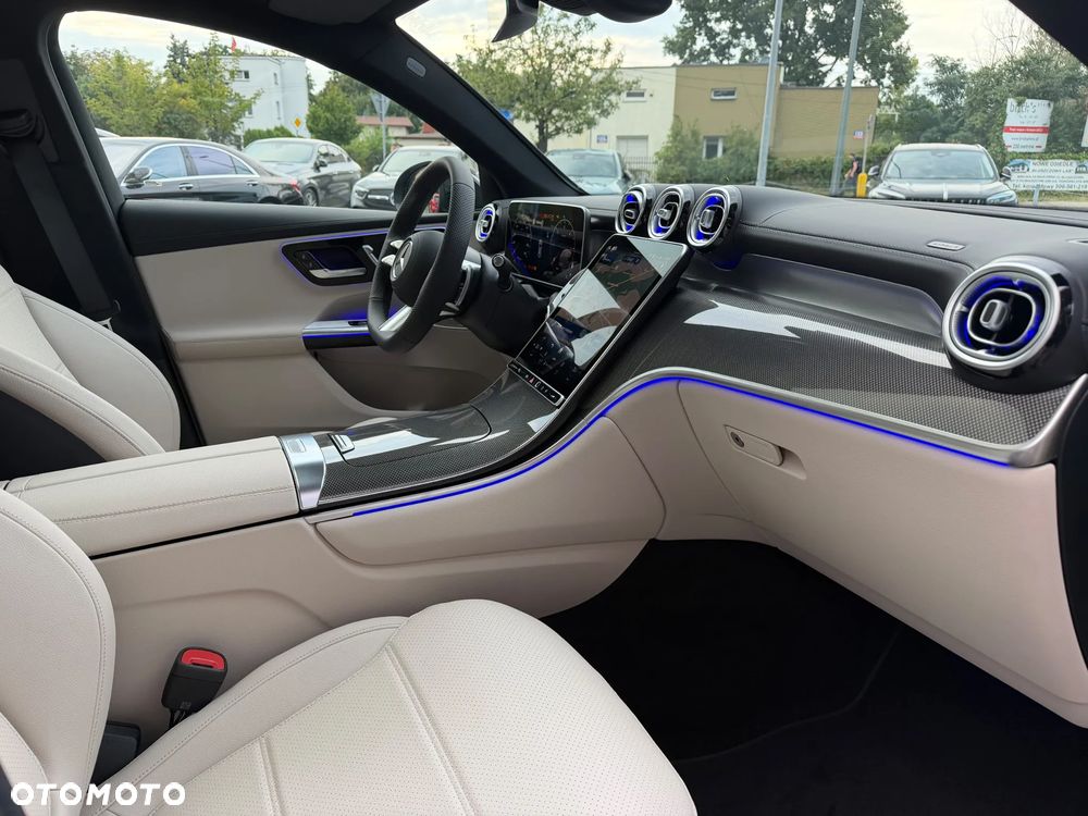 Mercedes-Benz GLC 220 d mHEV 4-Matic AMG Line - 17