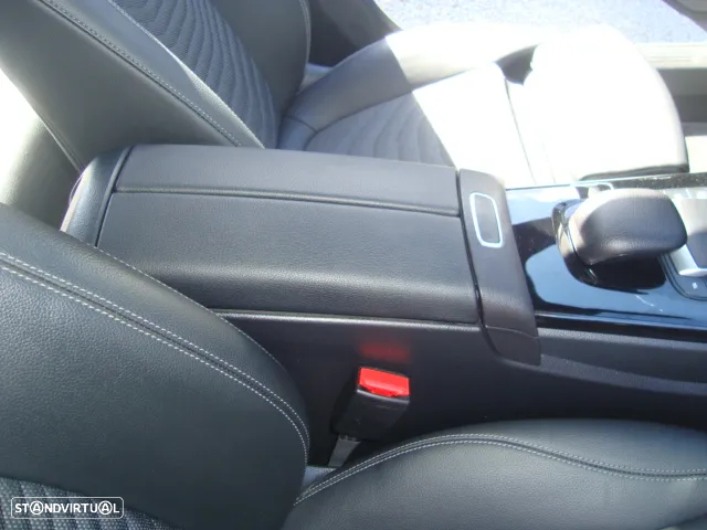 Mercedes-Benz A 250 e Style Plus - 33