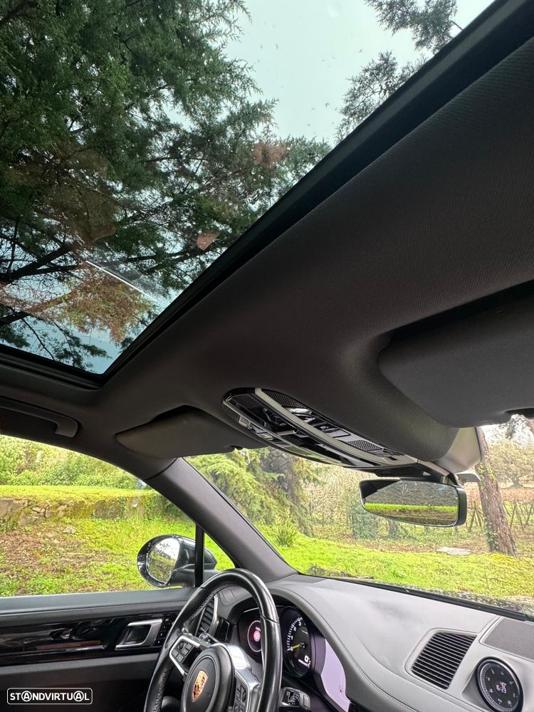 Porsche Cayenne E-Hybrid - 4