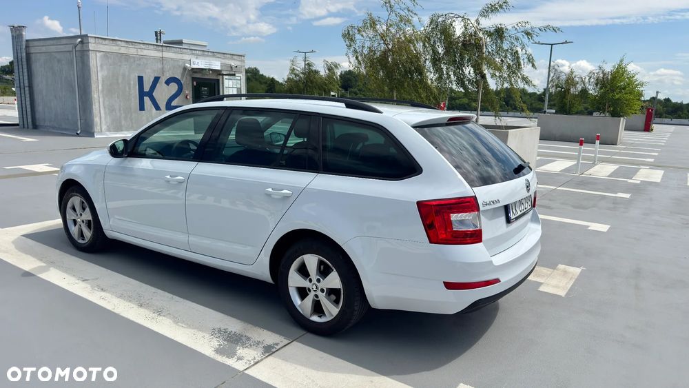 Skoda Octavia 2.0 TDI Style - 6