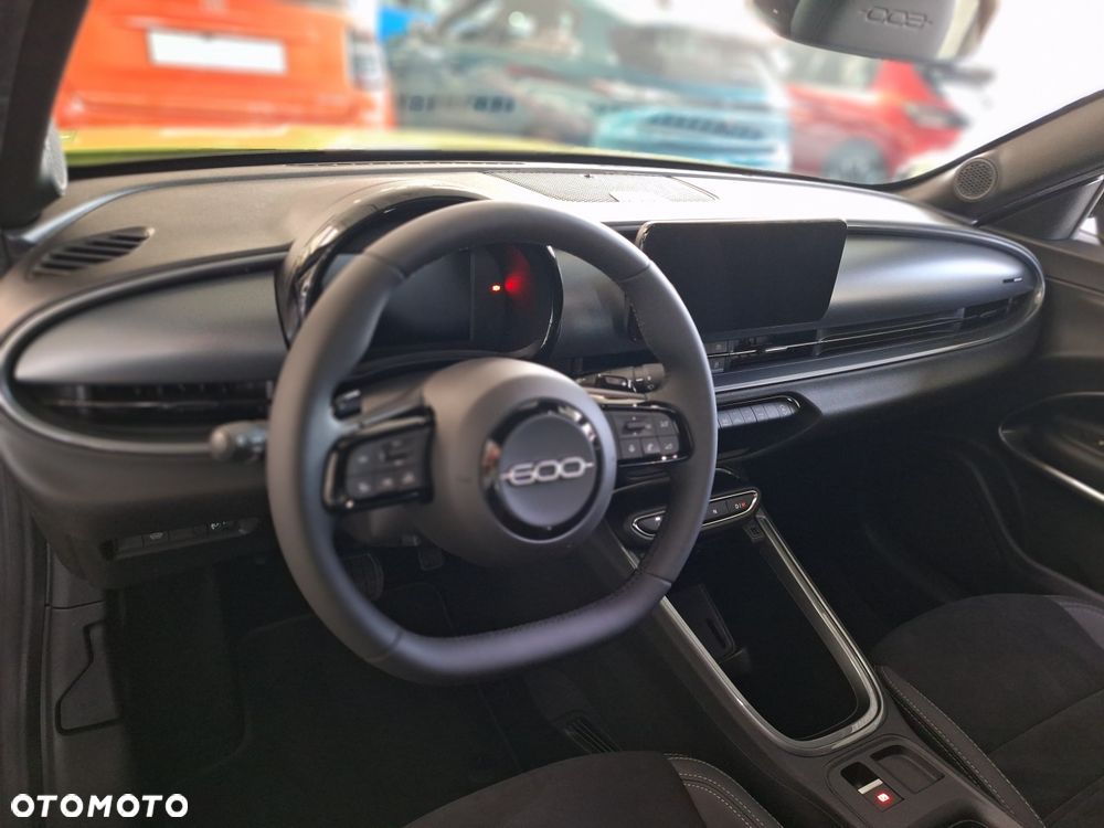 Fiat 600 1.2 Turbo Sport eDCT - 8