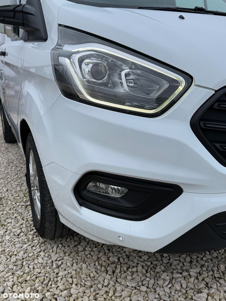 Ford Transit Custom - 8