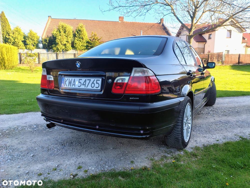 BMW Seria 3 316i - 4