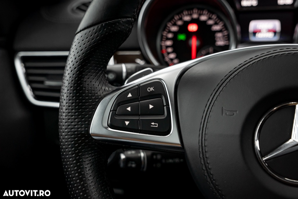 Mercedes-Benz GLS 350 d 4MATIC Aut. - 32