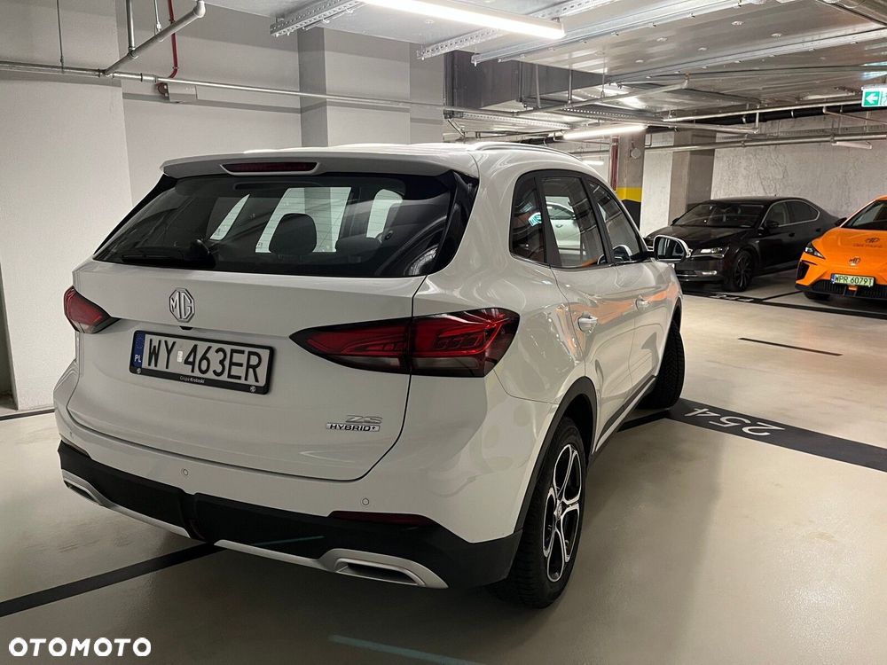 MG ZS Hybrid+ - 4