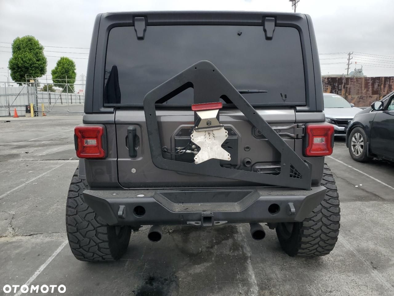 Jeep Wrangler - 3
