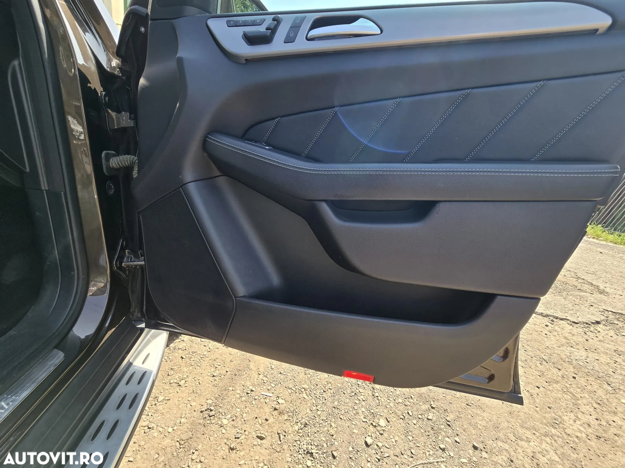 Mercedes-Benz GL 350 4MATIC BlueTec Aut. - 25