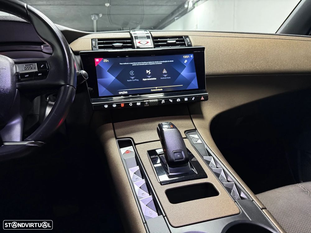 DS DS7 Crossback - 13