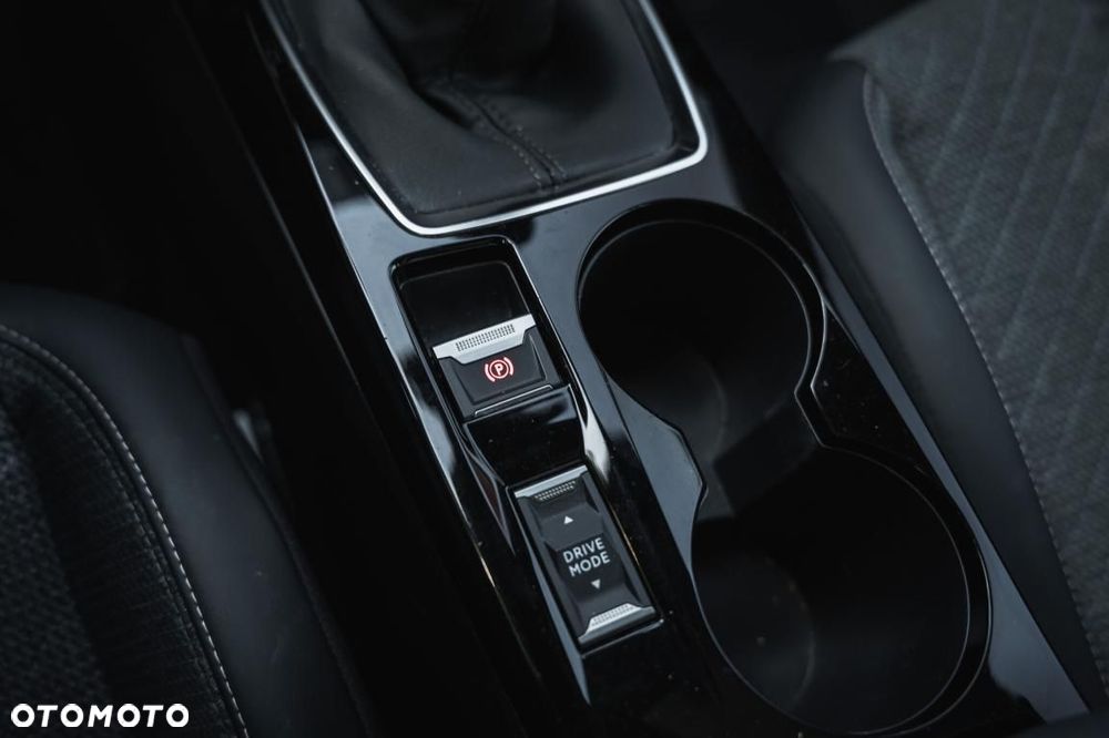 Peugeot 2008 - 22