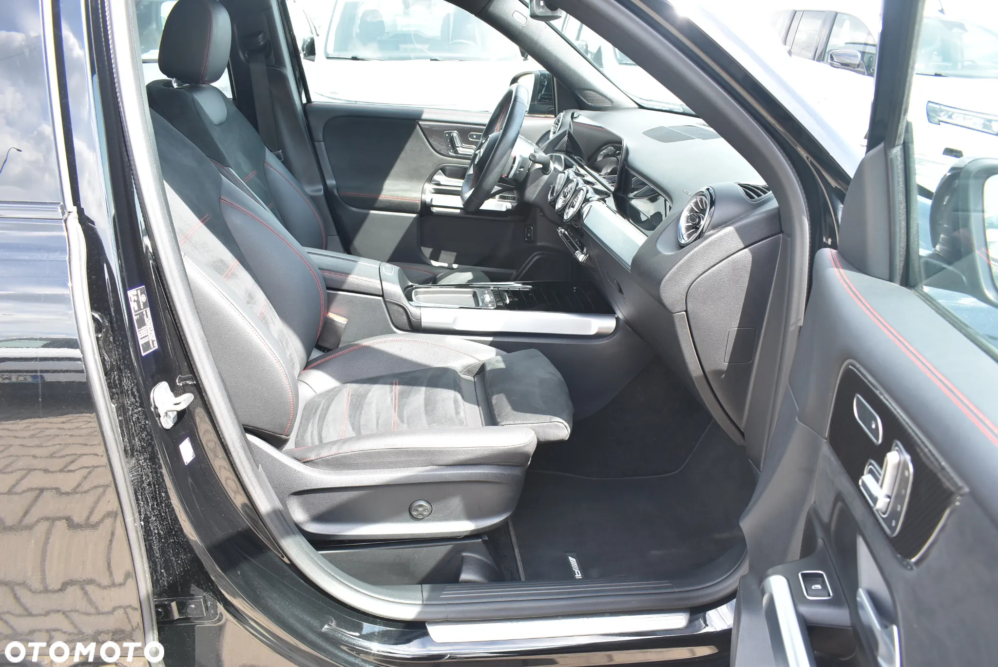 Mercedes-Benz GLB 200 d 4-Matic 8G-DCT - 18