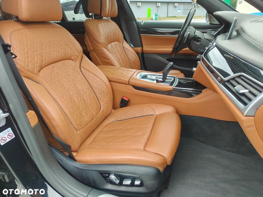BMW Seria 7 740d xDrive - 20