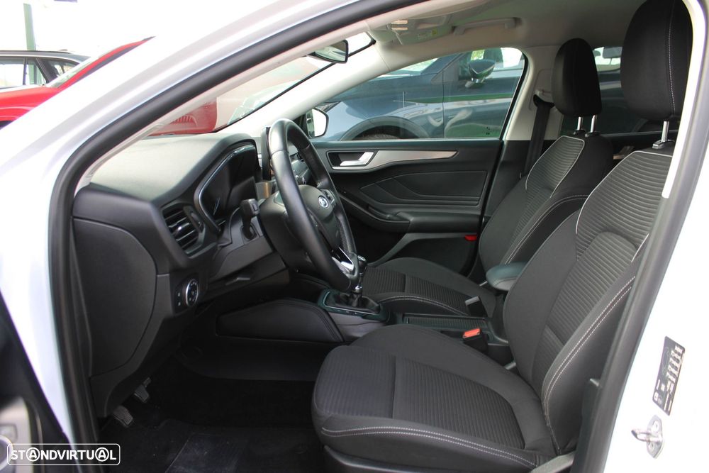 Ford Focus 1.5 TDCi EcoBlue Titanium - 43