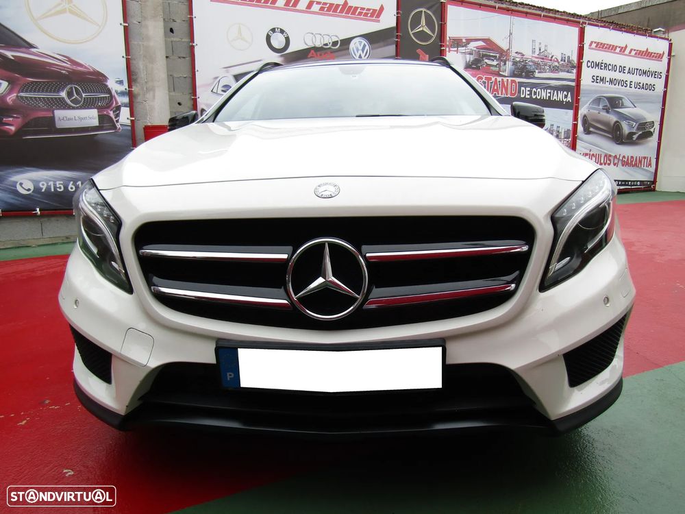 Mercedes-Benz GLA 220 CDI 4Matic 7G-DCT AMG Line - 14