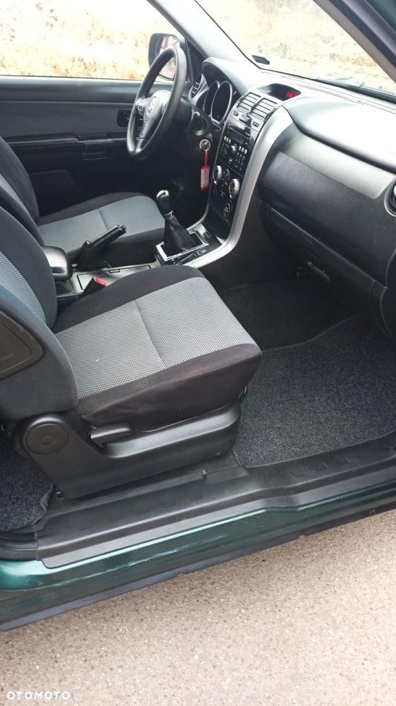 Suzuki Grand Vitara - 8