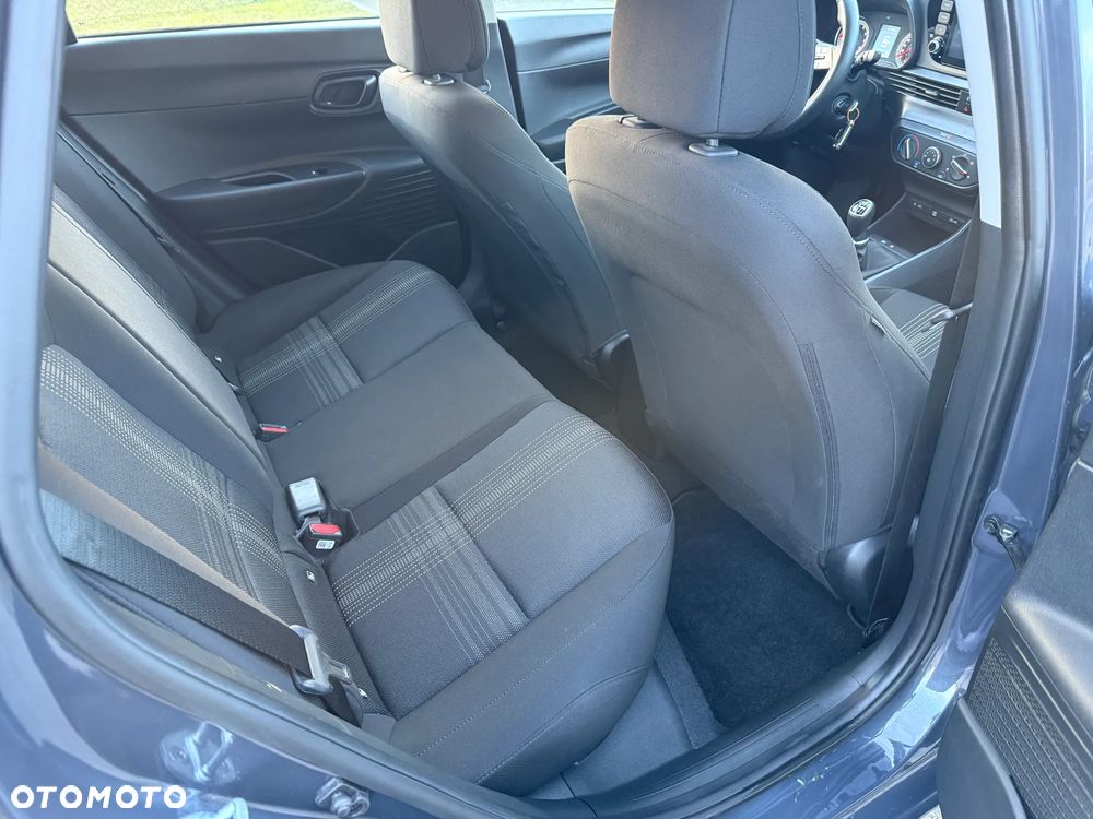 Hyundai i20 - 11