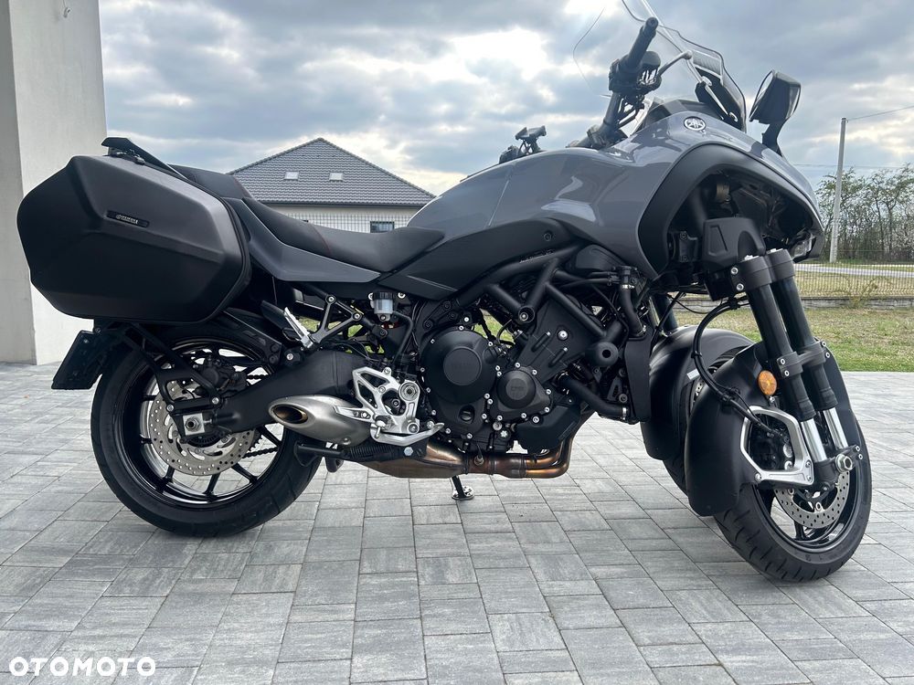 Yamaha NIKEN - 8