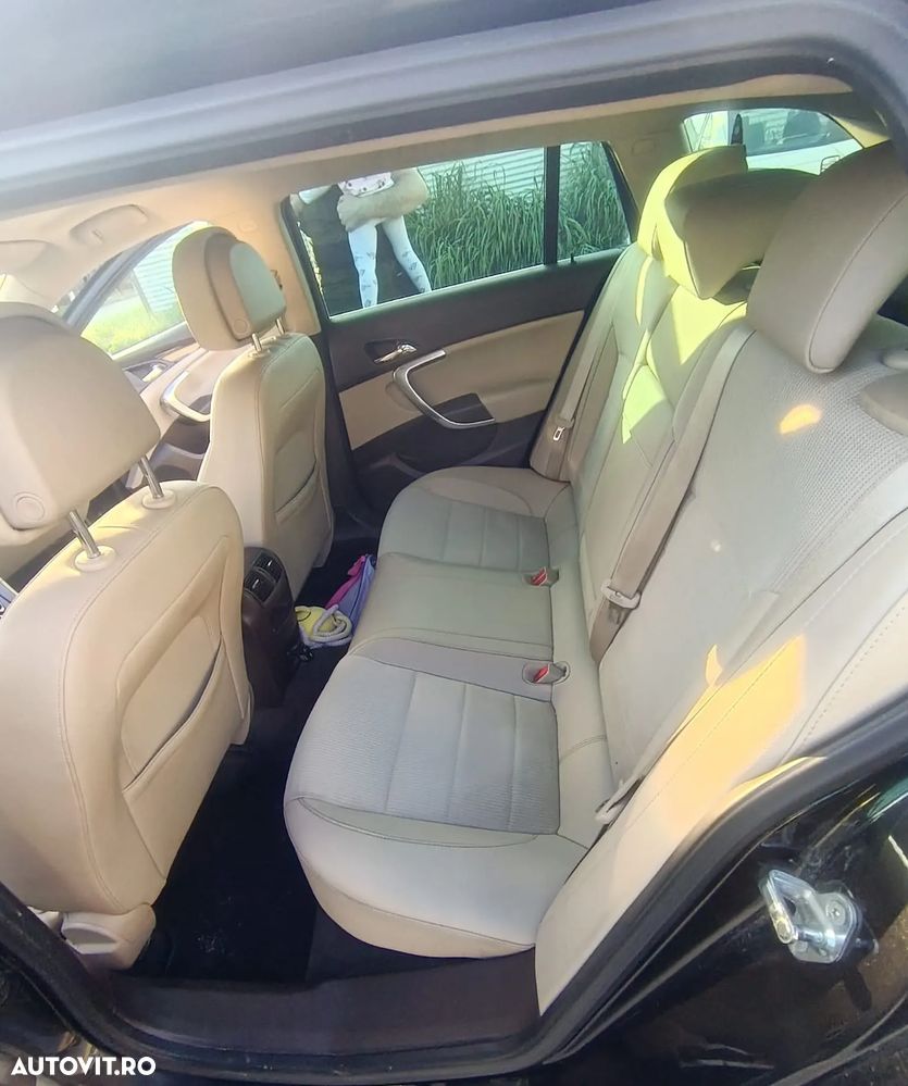 Opel Insignia 2.0 CDTI - 8