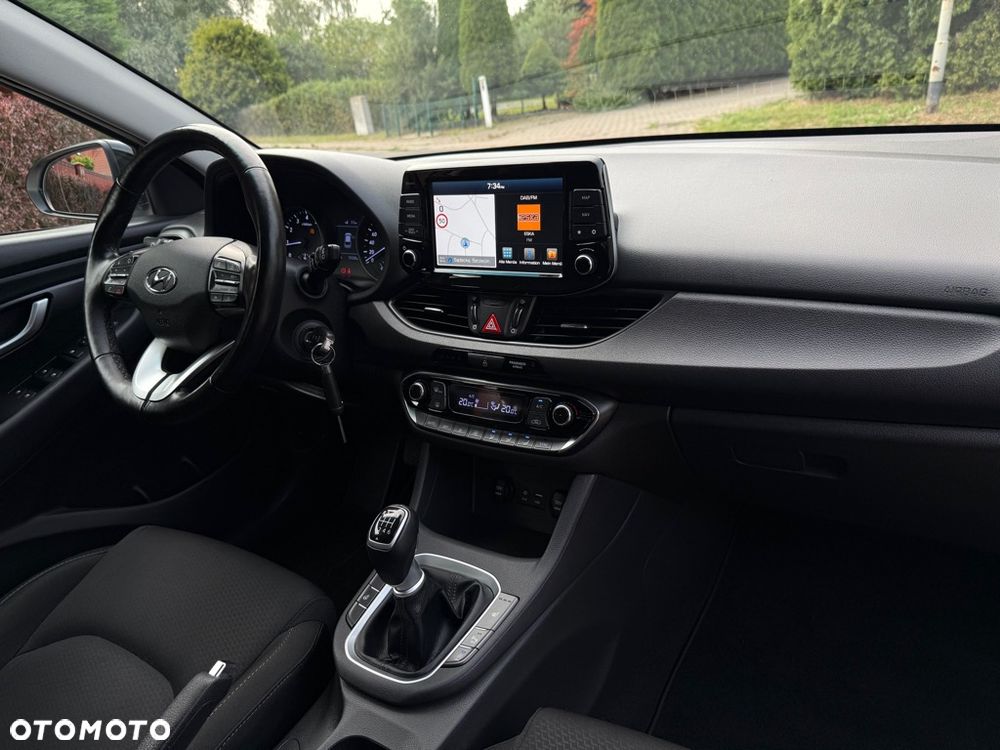 Hyundai i30 1.4 Premium - 32